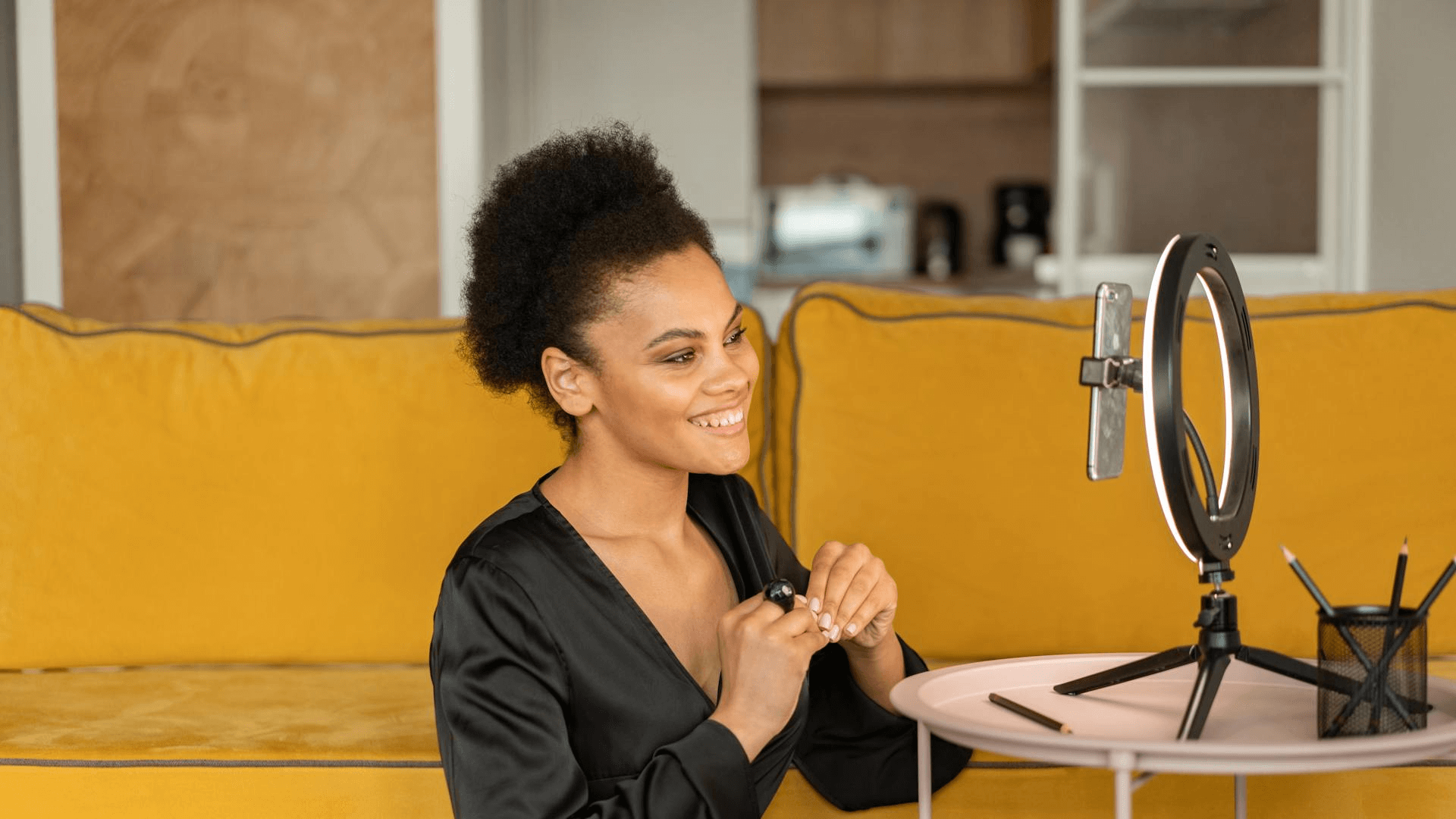 Understanding Mary Kay Social Selling: Tips for Success - Direct Sidekick